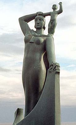 Gudrid and Snorri - wife to Thorfinn Karlsefni